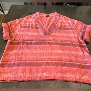 Prana - XL - like new - v-neck short sleeve - 100% cotton
